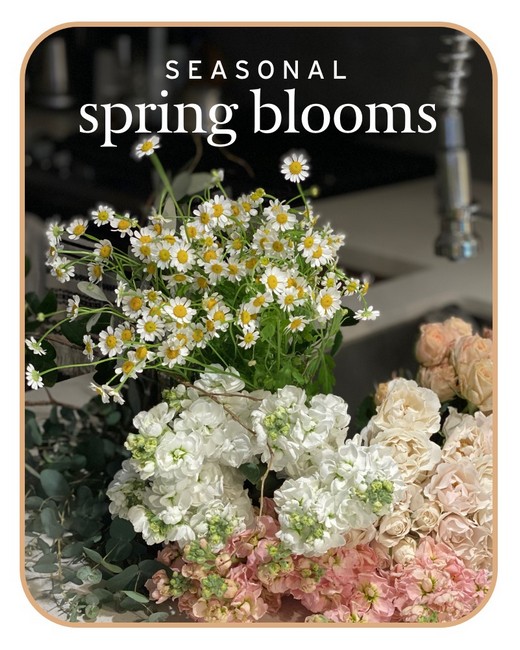 Designer's Choice Spring Arrangement from Sunrise Floral in O'Neill, Nebraska